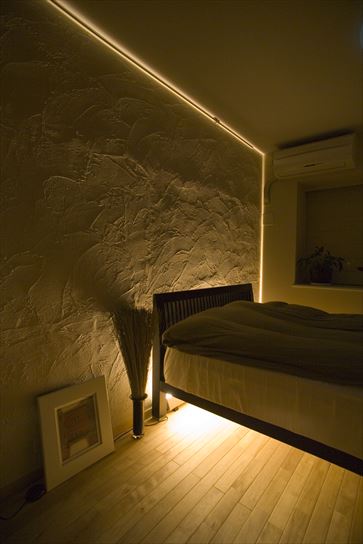 リフォーム・リノベーションの事例｜寝室　ベッドルーム　間接照明