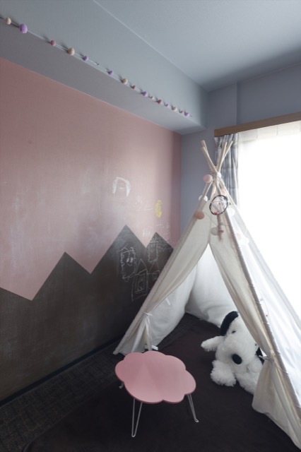 リノベの先輩のお気に入りの逸品｜子ども室　壁　塗装　DIY